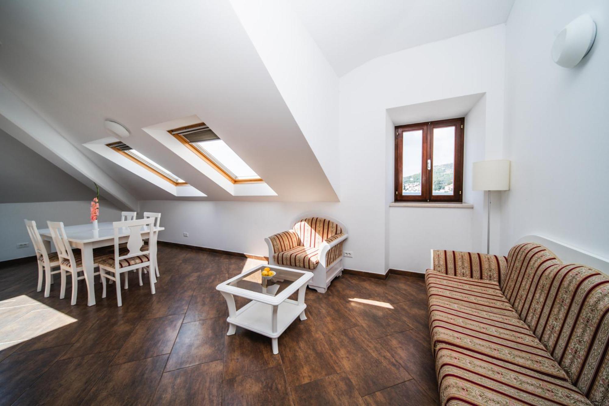 Apartments Vila Riva Slano Buitenkant foto